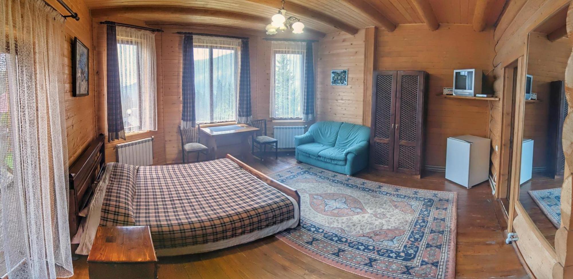 Gasthaus 12 Months Estate Myslovka Zimmer foto