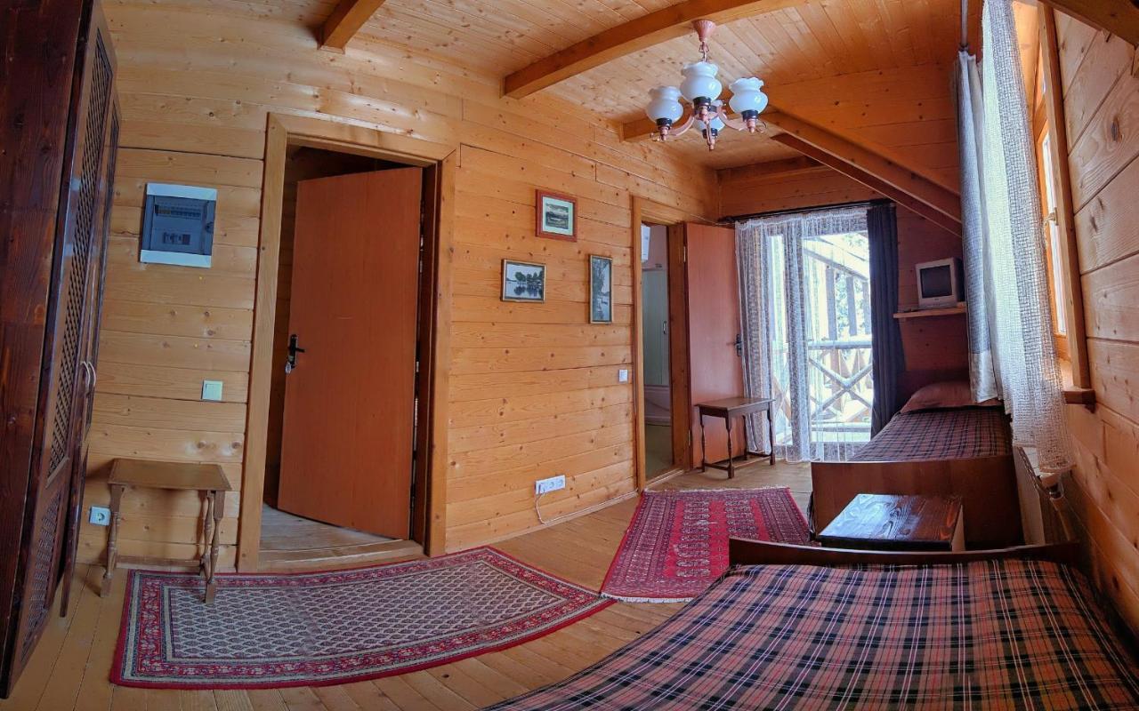 Gasthaus 12 Months Estate Myslovka Zimmer foto